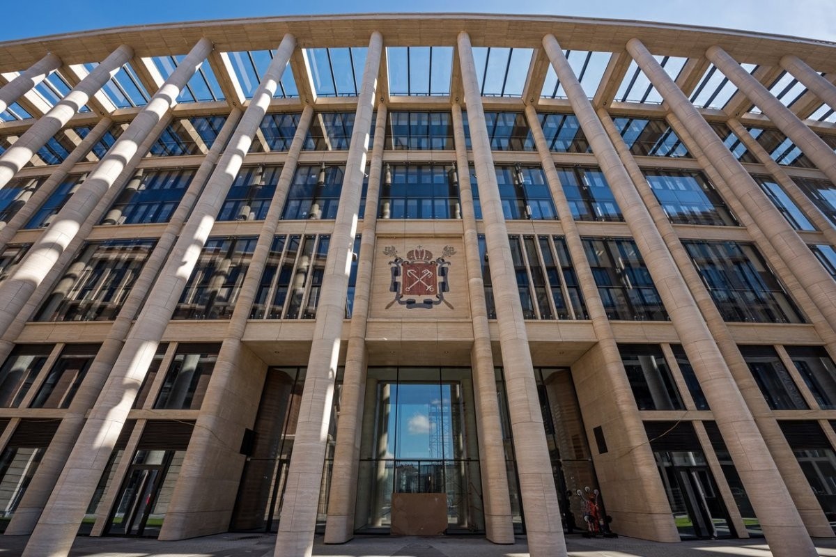 Деловой квартал "Невская Ратуша"